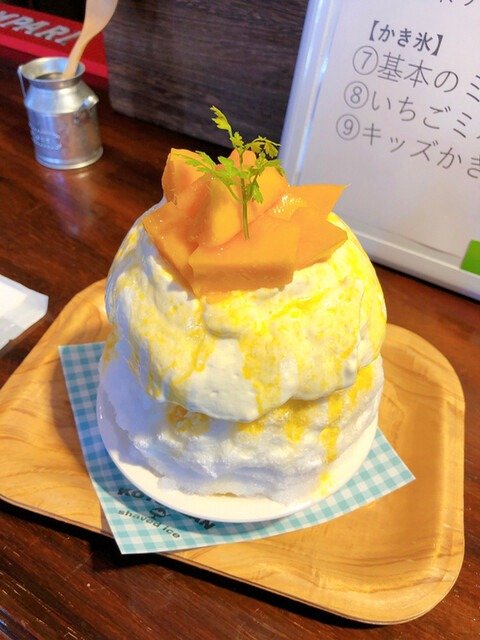 Mango and rare cheese kakigori at Kotonean